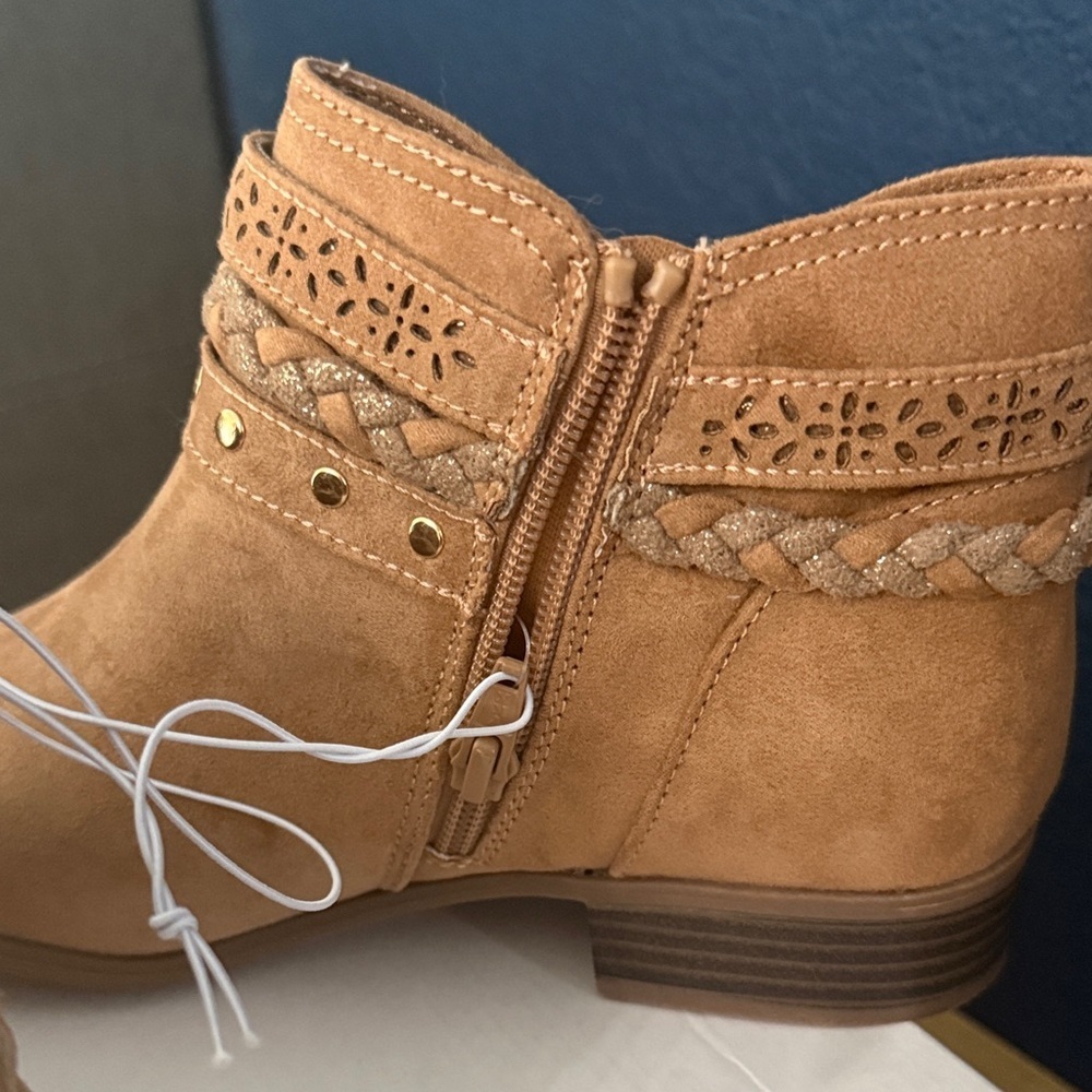 Sonoma Brown Ankle Boots with Braided Strap - Picture 2 of 9